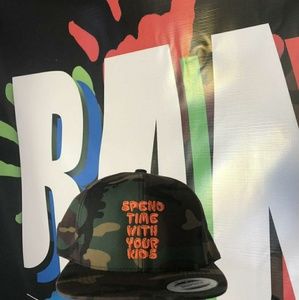 Dad, Snapbacks/Scullys